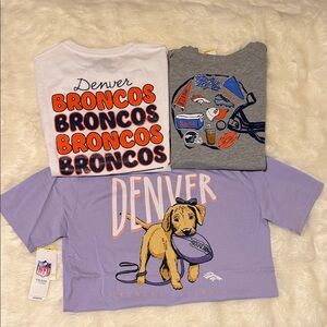 Denver Broncos women’s medium tee bundle
